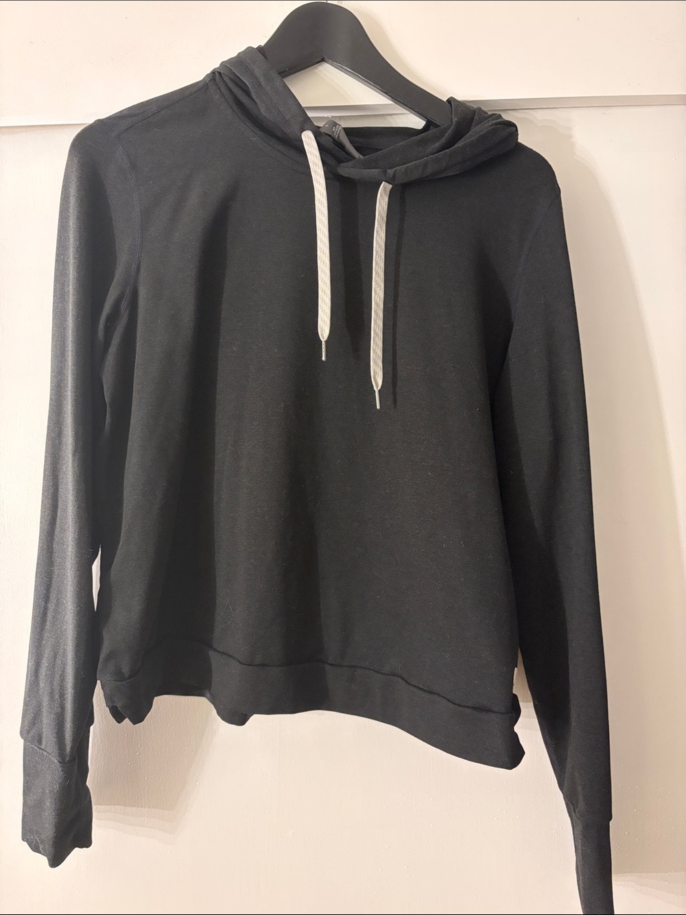 Vuori Black Hooded Sweatshirt with White Drawstrings